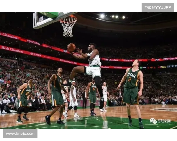 布朗如何在激烈竞争中脱颖而出成就篮球新星